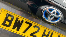 Toyota Yaris 1.5 Hybrid Design 5dr CVT Hybrid Hatchback